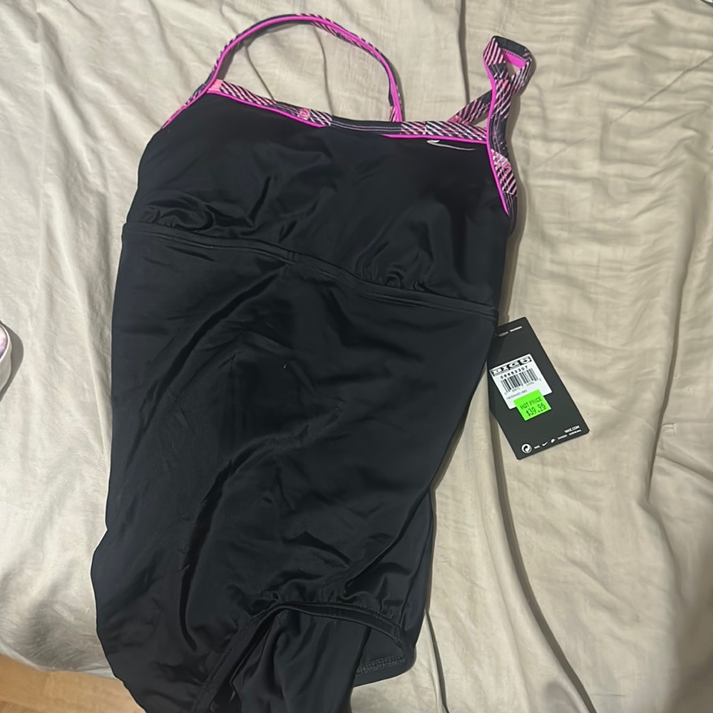 Nike one piece bathing suit size medium used- excellent condition